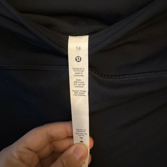 Lululemon biker shorts - Picture 6 of 6